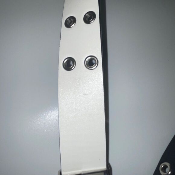 NOBO BELT 38MM DBL GROMMET REV, BLACK/WHITE - Picture 4 of 13